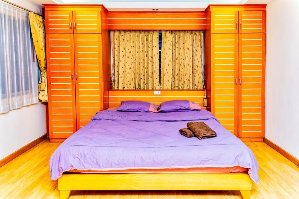 פאטאיה Jolly Guesthouse & Restaurant מראה חיצוני תמונה