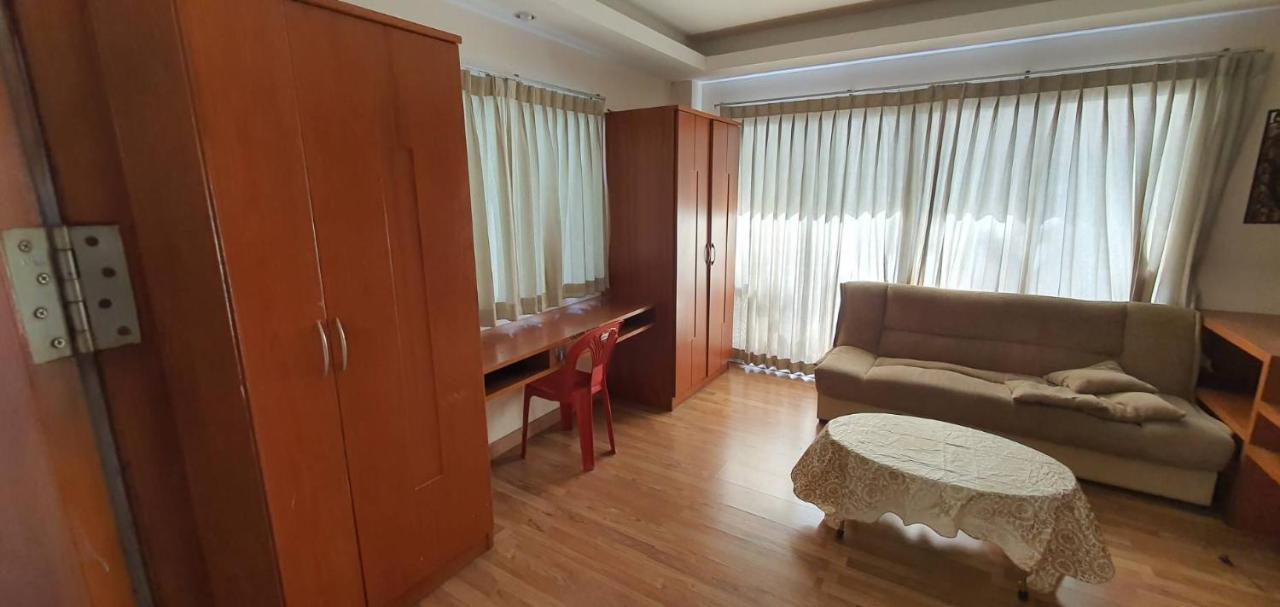 פאטאיה Jolly Guesthouse & Restaurant מראה חיצוני תמונה